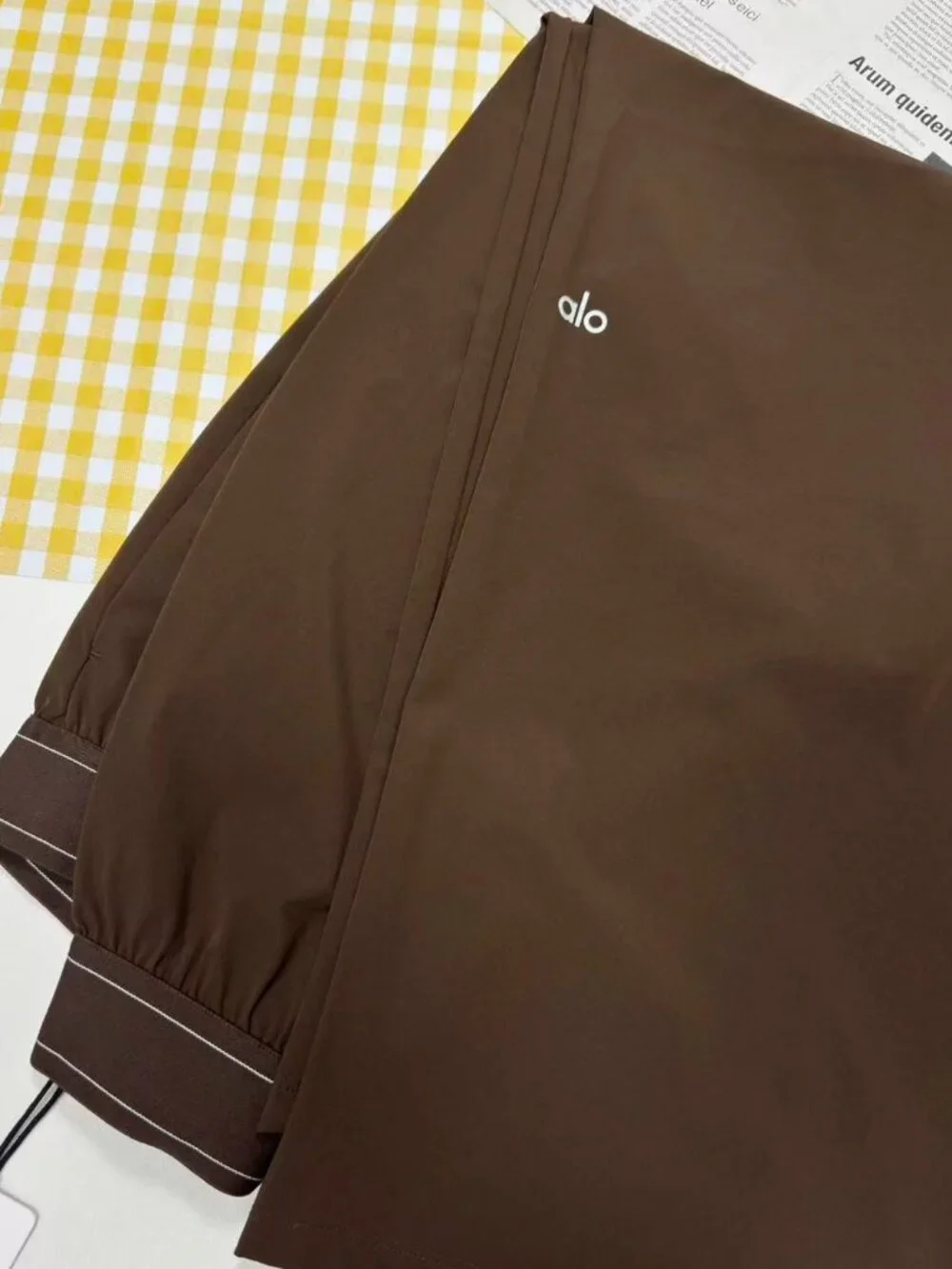 🔥ALO Yoga Suit Up Trouser Coffee Brown🤎 (Regular 30 inches) XS